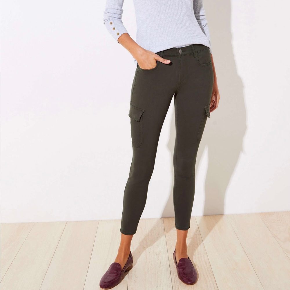 Loft 5 pocket Sateen cargo legging pants